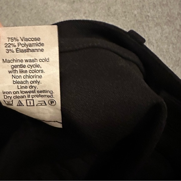 Madewell F5600 Cali Crop Demi-Boot Pants. Black Twill, Women's Size 6 - Picture 4 of 10